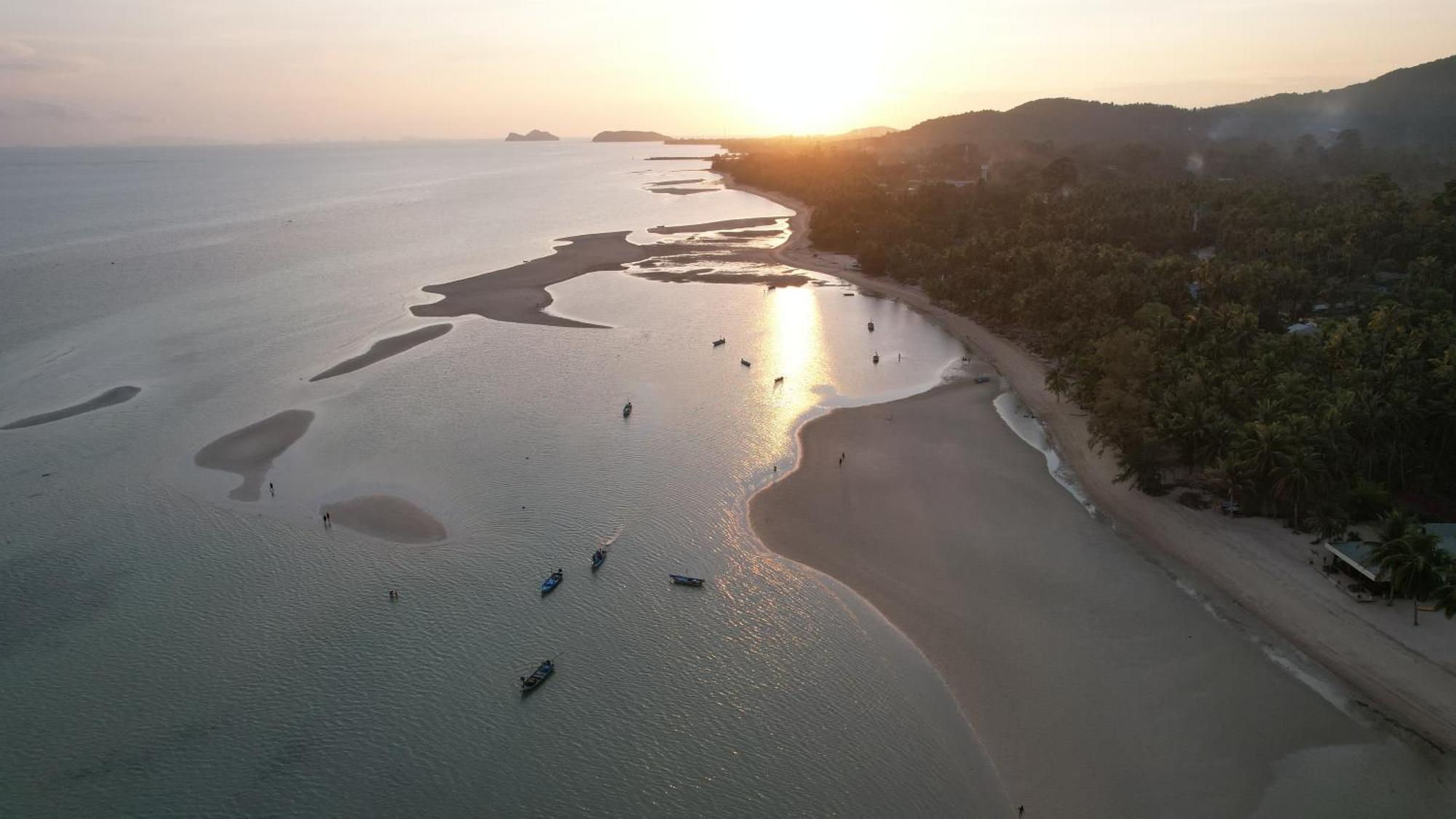 Blue Lotus Resort Baan Tai Exteriér fotografie