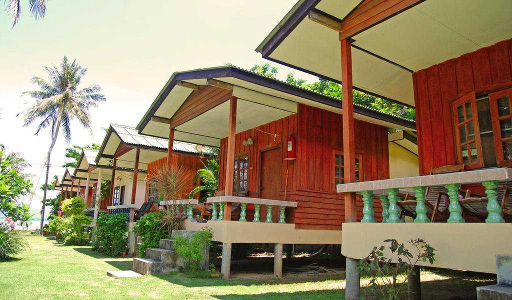 Blue Lotus Resort Baan Tai Pokoj fotografie